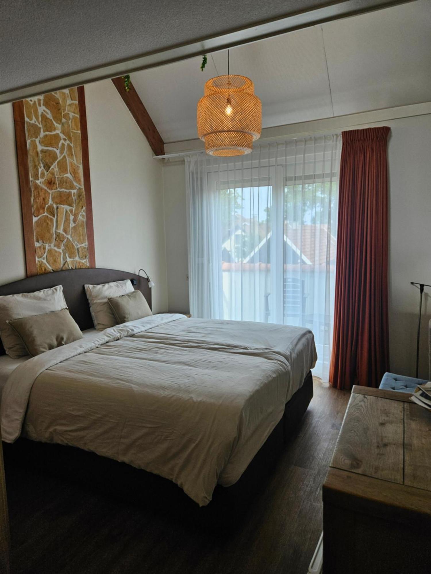 Hotel Dolores Ameland Nes  Eksteriør bilde